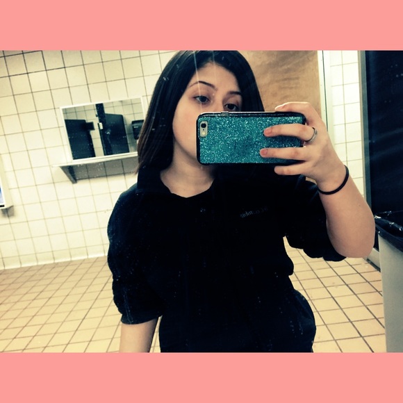 Profile Picture of Grace Scalese (@graceemarie1) on Poshmark