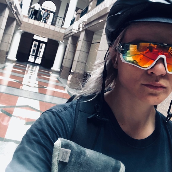 Profile Picture of Stacie Brunner (@stxcie) on Poshmark