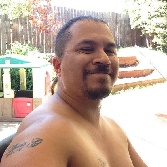 Profile Picture of Gary Gonzales (@530reseller) on Poshmark