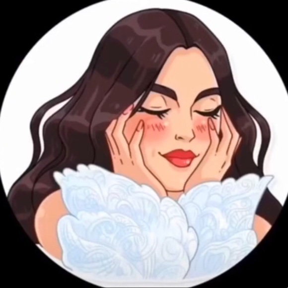 Profile Picture of Jysiane Cardot (@jysiane) on Poshmark