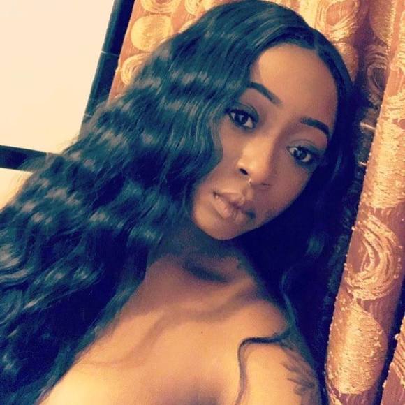 Profile Picture of Kendra Solomon (@iiikendy) on Poshmark