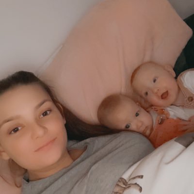 Profile Picture of Rachael (@RachaelNeal11) on Twitter