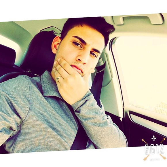 Profile Picture of Juan carlos Farinas (@farinas96) on Poshmark