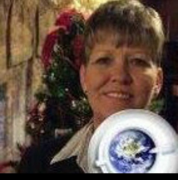 Londa davis Johnson - Poshmark Profile Picture of Londa davis Johnson (@ldj_81558) on Poshmark