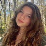 Profile Picture of ✿ haley pierce ✿ (@_.hcp._) on Instagram