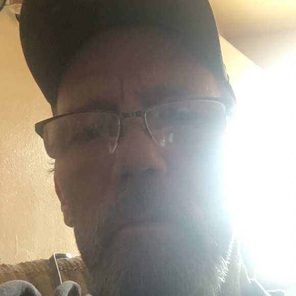 Profile Picture of John Ernest (@mj_ernest) on Poshmark