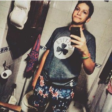 Profile Picture of GD (@willis4evagraff) on Twitter