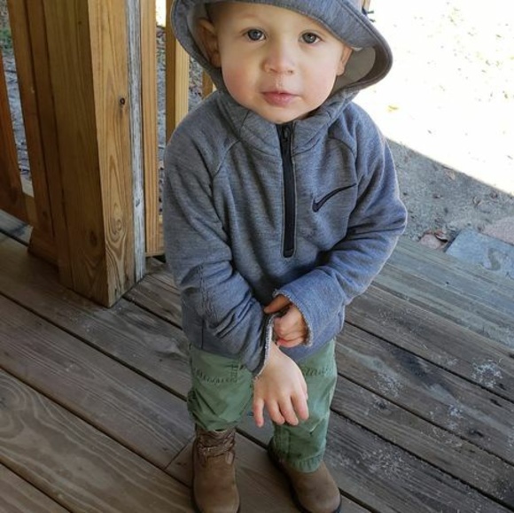 Profile Picture of Daniel Glover (@gloverdaniel) on Poshmark