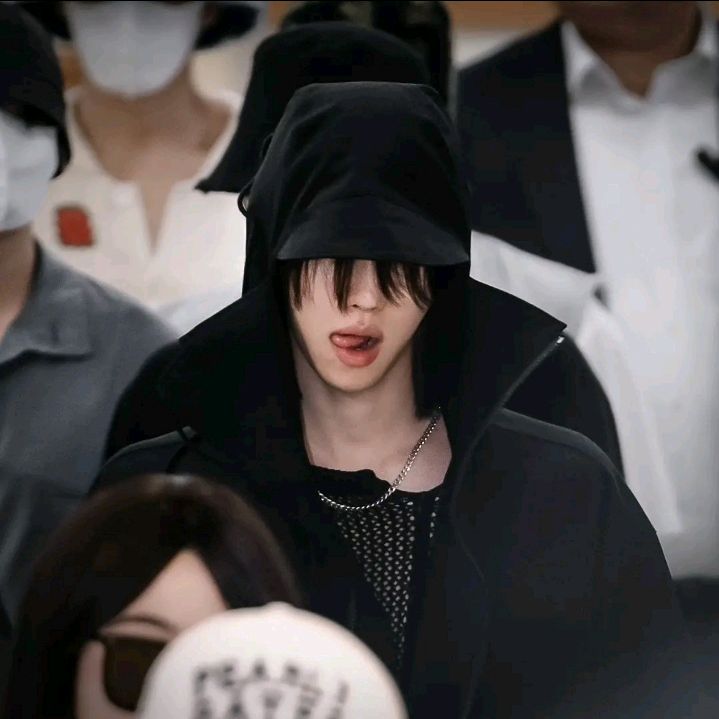 Profile Picture of shota (@jakeznn) on Tiktok