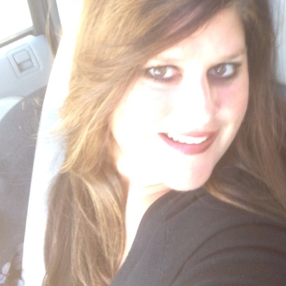 Profile Picture of Tina Pyles (@blackbmw) on Poshmark