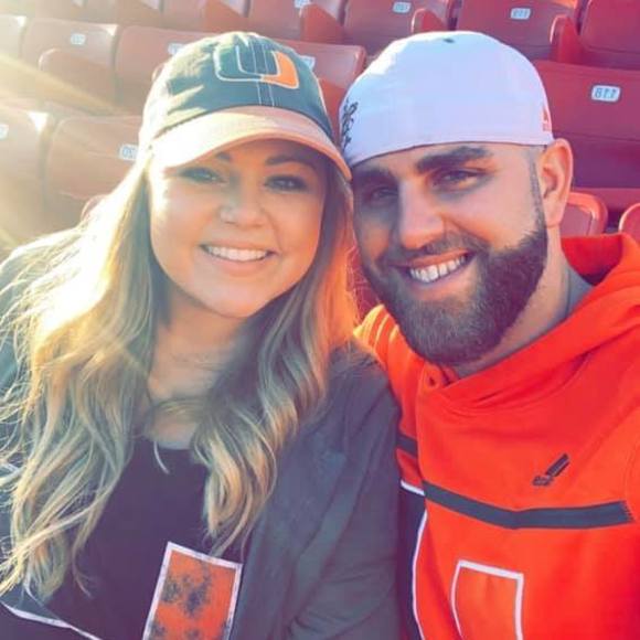 Profile Picture of Bailey Webb (@bwebb12) on Poshmark