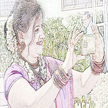 Profile Picture of Priyanka Deshmukh (@Priyank09061717) on Twitter