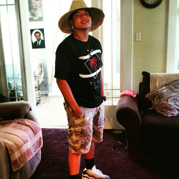 James Gray - Poshmark Profile Picture of James Gray (@ralph_heem) on Poshmark