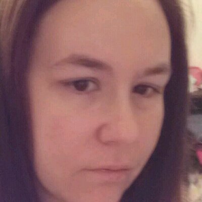 Profile Picture of Crystal Rowe (@crystalrowe1983) on Twitter