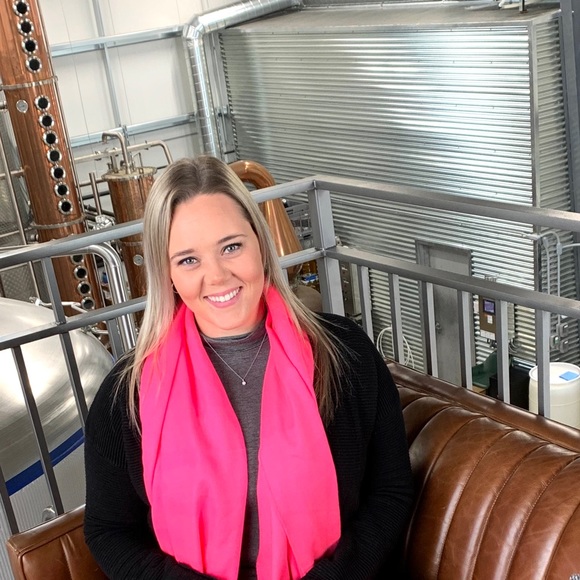 Profile Picture of Rachael Diebold (@rachaeldiebold) on Poshmark