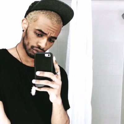 Profile Picture of { Coreyॐrandle } (@coreyrandle93) on Twitter