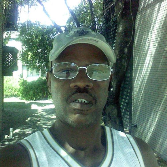 Profile Picture of Kenneth Navarro (@navarrok67) on Poshmark