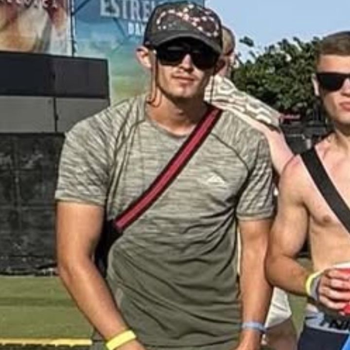 Profile Picture of kyle (@_kyleparton) on Tiktok