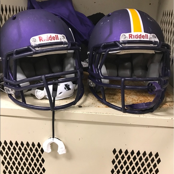 Logan Tissot - Poshmark Profile Picture of Logan Tissot (@lhtissot) on Poshmark