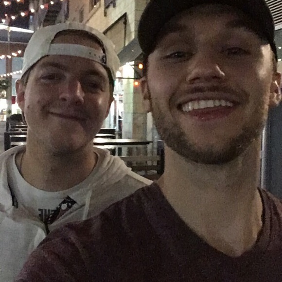 Chris Smedley - Poshmark Profile Picture of Chris Smedley (@smedlecr) on Poshmark