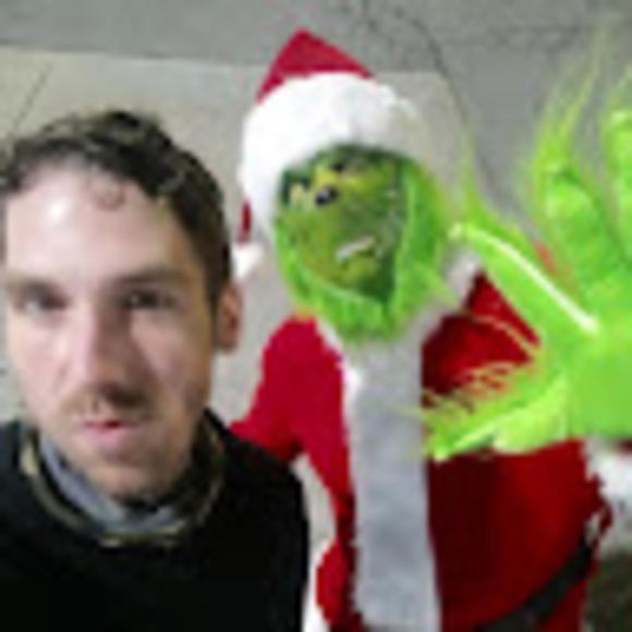 Profile Picture of Joseph Finnemore (@purpleaqua) on Poshmark