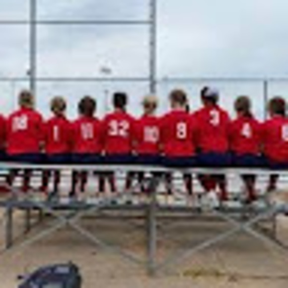 Profile Picture of Drew Deimel (@ddeime01) on Poshmark