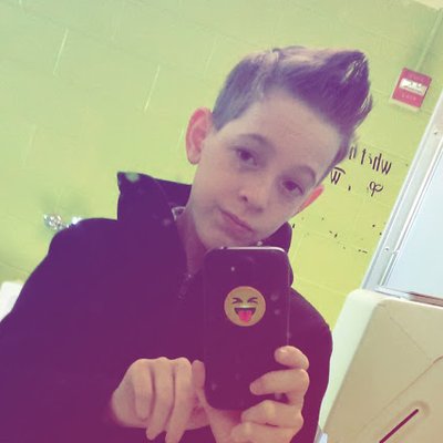 Profile Picture of Jimmy_McCool (@jimbobsmelly) on Twitter
