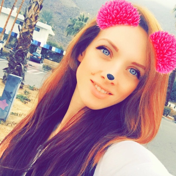 Profile Picture of Megan Roark (@megan_roark) on Poshmark