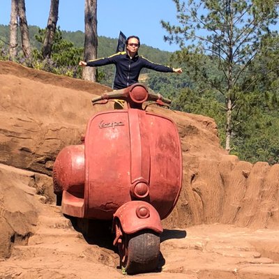 Profile Picture of Vu Luu (@LuuDanhAnhVu) on Twitter