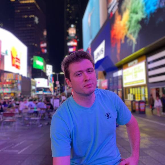 Profile Picture of Travis Harkins (@travisharkins) on Poshmark