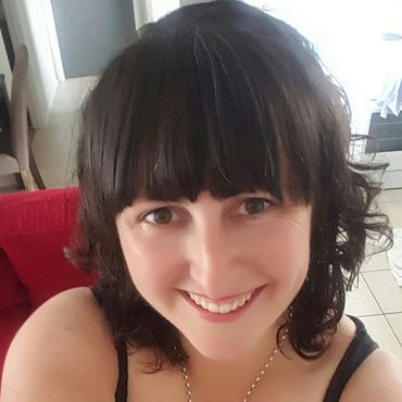 Profile Picture of Kim Eggleton (@kim_eggleton) on Twitter