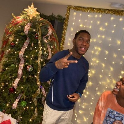 Profile Picture of Eric Holley (@EricHolley19) on Twitter