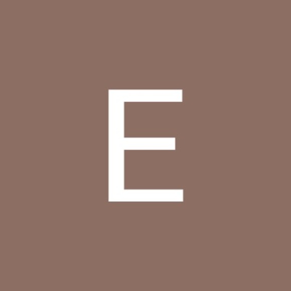Profile Picture of Emilian Burek (@emilianburek) on Poshmark