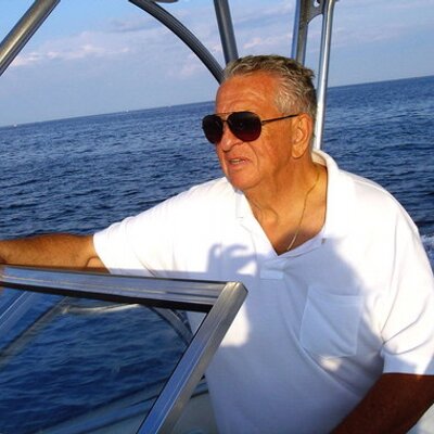 Profile Picture of Anthony J Domino (@LeGlobetrotter) on Twitter