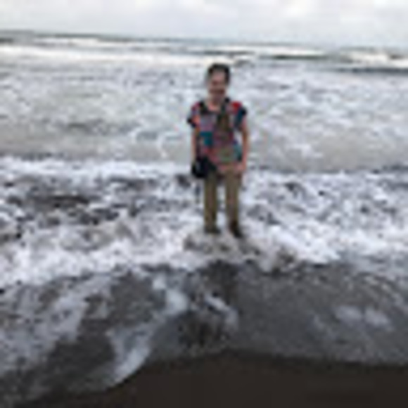 Profile Picture of Dawn Rodrigues (@southwesternvt) on Poshmark