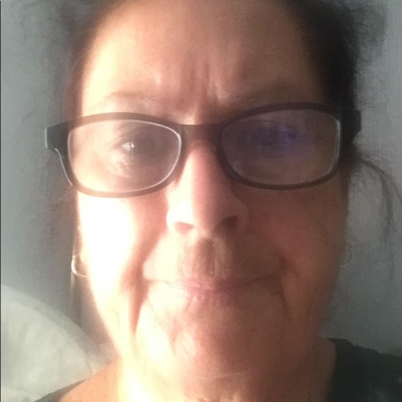 Profile Picture of Sylvia Ramirez (@seramirez2020) on Poshmark