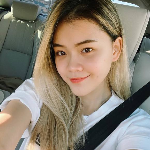 Profile Picture of Chi Huynh (@tibo1008) on Poshmark