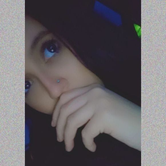 Profile Picture of Mandi Figlerski (@mandifiglerski) on Poshmark