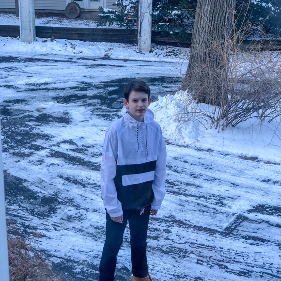 Profile Picture of Benjamin Henderson (@bensourou) on Poshmark