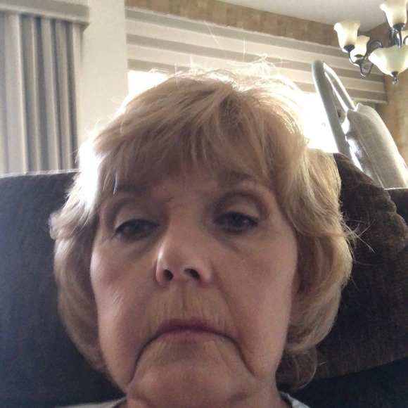 Profile Picture of Jean Hofferberth (@jeanhoff) on Poshmark