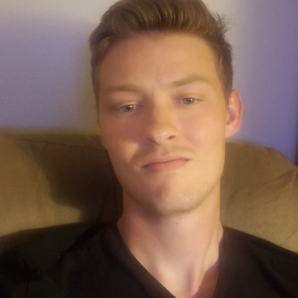Profile Picture of Tyler Wakefield (@tyler0wakefield) on Poshmark