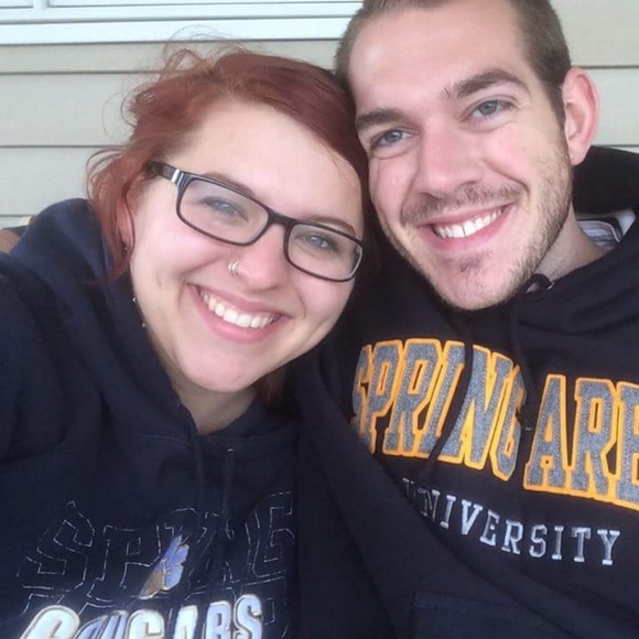 Sarah Poling - Poshmark Profile Picture of Sarah Poling (@sarahann205) on Poshmark