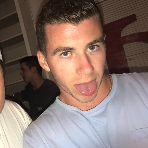 Profile Picture of Michael Ziomek (@mikeyz_123) on Poshmark