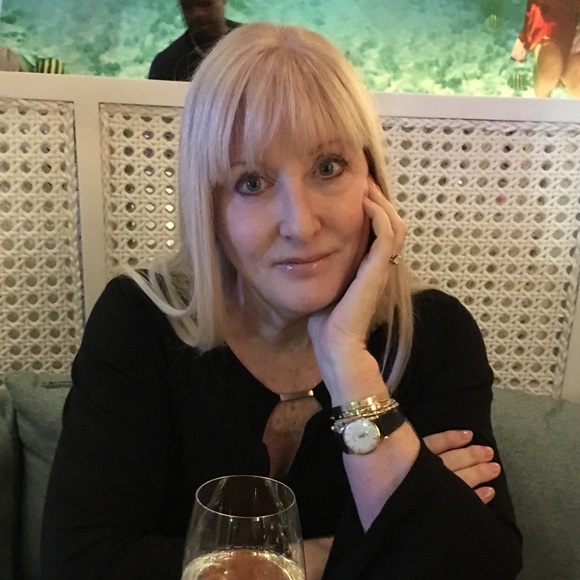 Laverne Murach - Poshmark Profile Picture of Laverne Murach (@lm814) on Poshmark