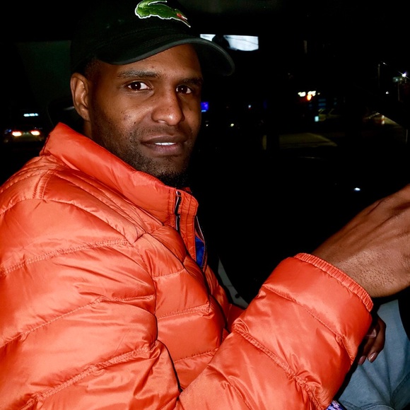 Profile Picture of Earl Adams (@spacely_33) on Poshmark