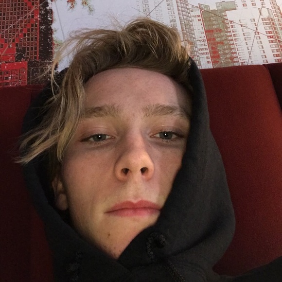 Profile Picture of Cody Parrish (@codyparrishh) on Poshmark