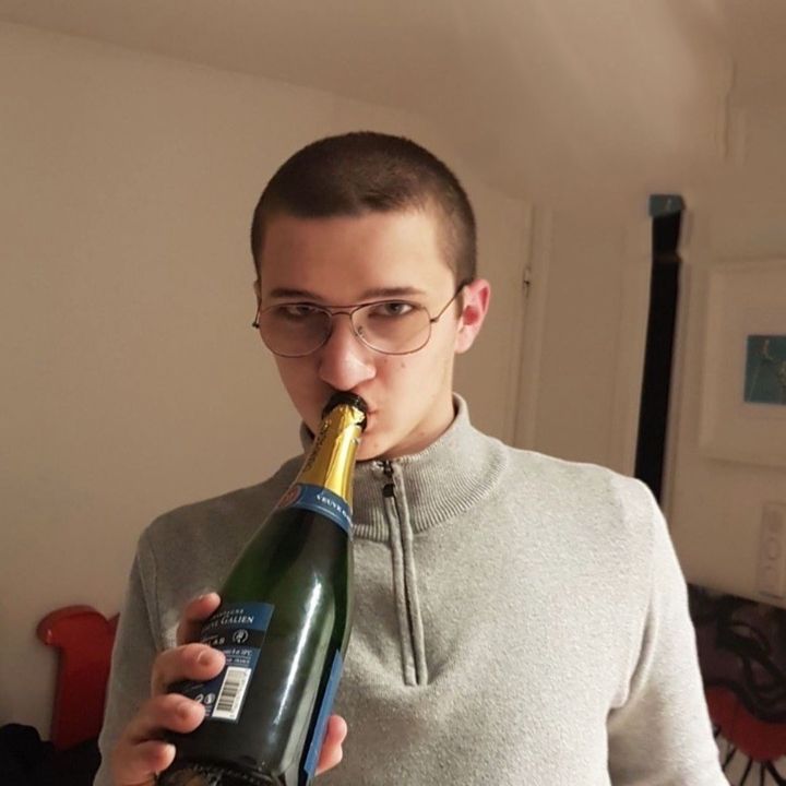 Profile Picture of paul vroman (@paulorikko) on Tiktok