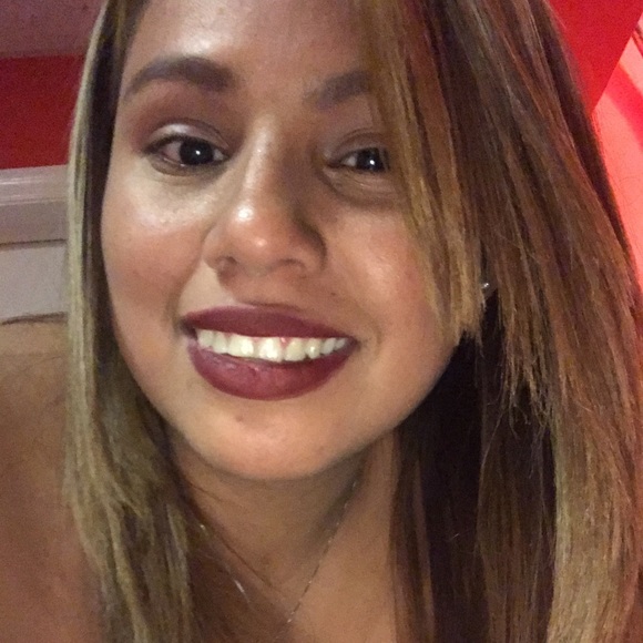 Profile Picture of Yanelquis sirey Sirey (@sirey339) on Poshmark