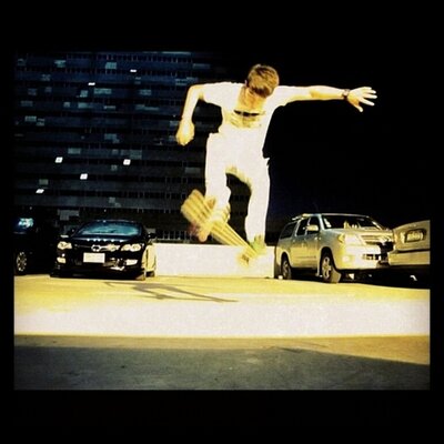 Profile Picture of Eddie Iskandar (@EthanWilliam_) on Twitter