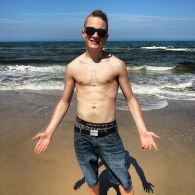 Profile Picture of Alexander Freese (@dingangster) on Twitter